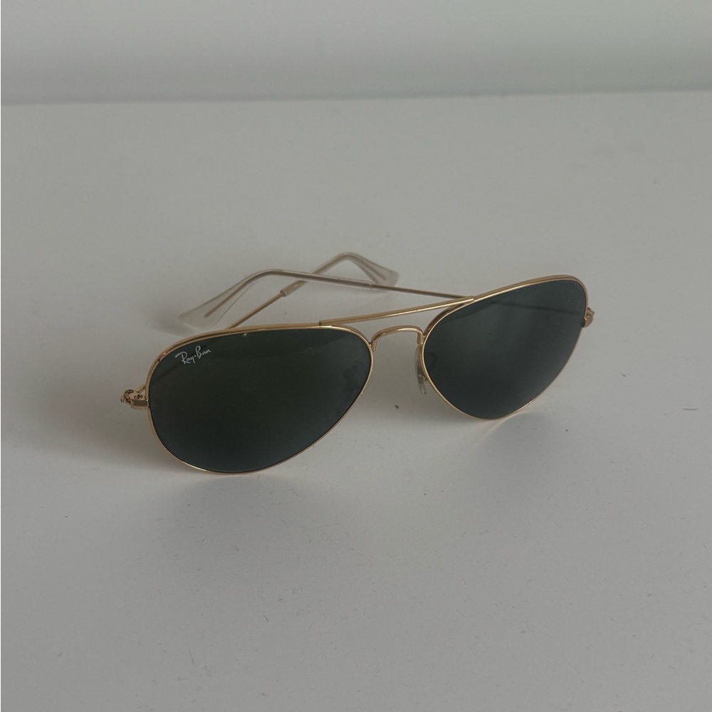 Ray-Ban Gold Aviator Sunglasses
